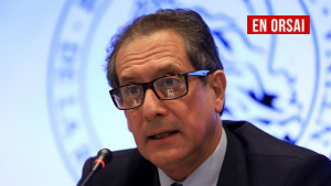 Miguel Pesce advierte que el gobierno se encuentra en una situación crítica tras el fracaso de su estrategia para acceder al mercado de capitales. La apuesta desesperada por el FMI profundiza la fragilidad de la economía.